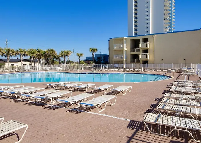 Tidewater Escape: 1Br/2Ba Beachfront Condo, Sleeps 6, Gulf Views & Comfort!