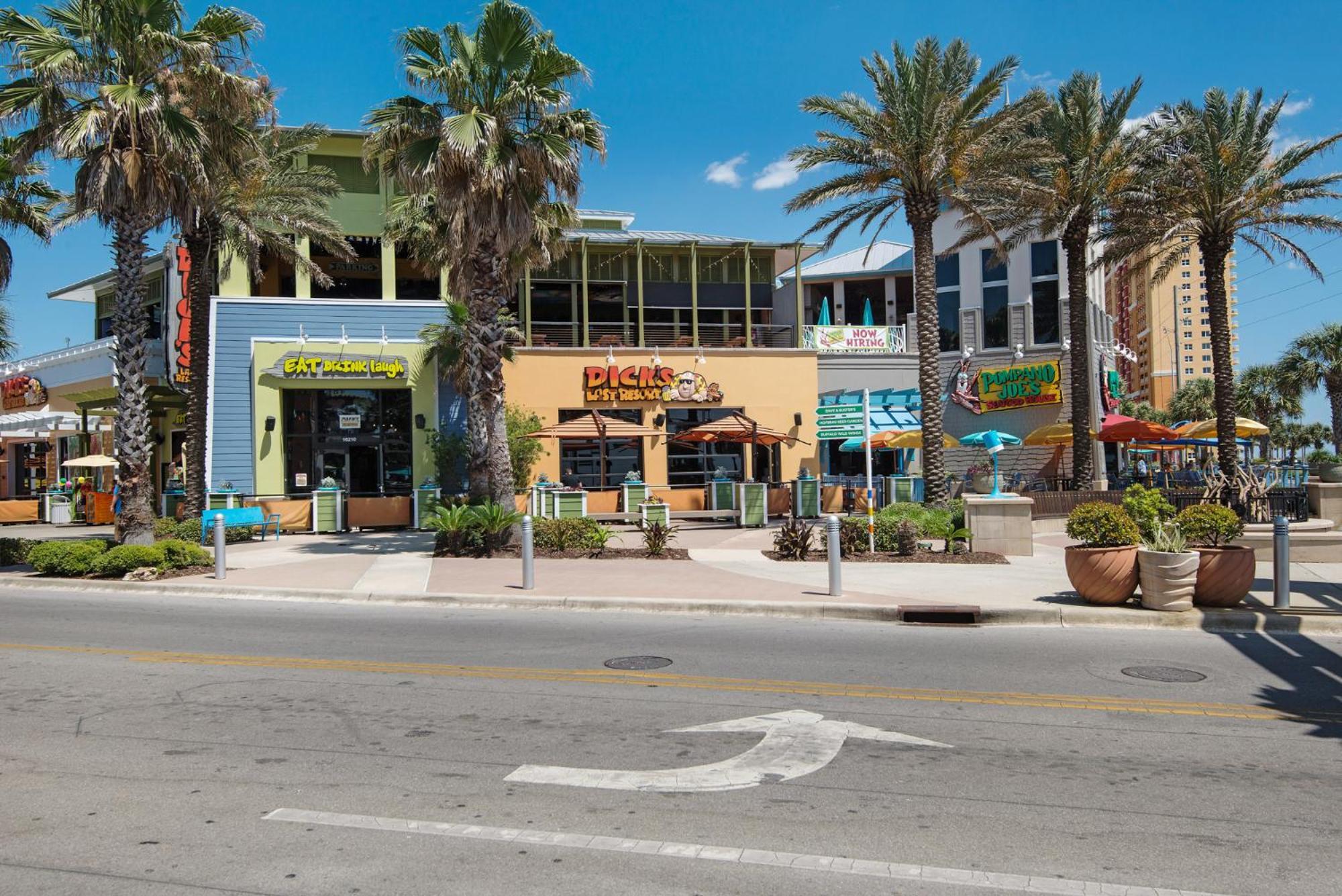 Holiday home Tidewater Escape: 1br/2ba Beachfront Condo, Sleeps 6, Gulf Views & Comfort! *
